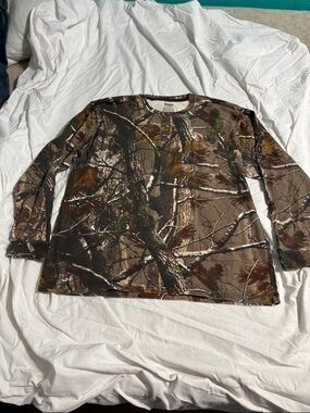 Men's Long-Sleeve Woodland Camo Crewneck Shirt - Brown